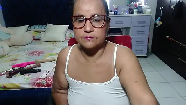 pervert mommy  online show from February 10, 2026, 10:36 am