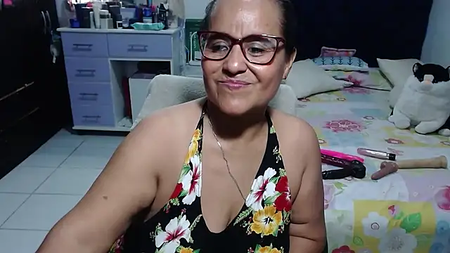 pervert mommy  online show from July 28, 2026, 12:48 pm