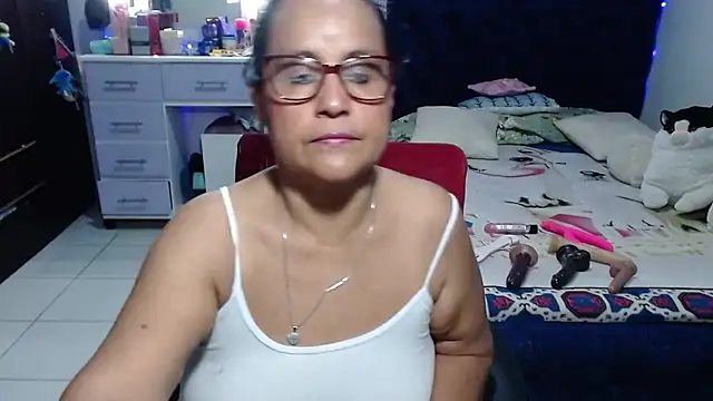 pervert mommy  online show from June 25, 2026, 9:58 am