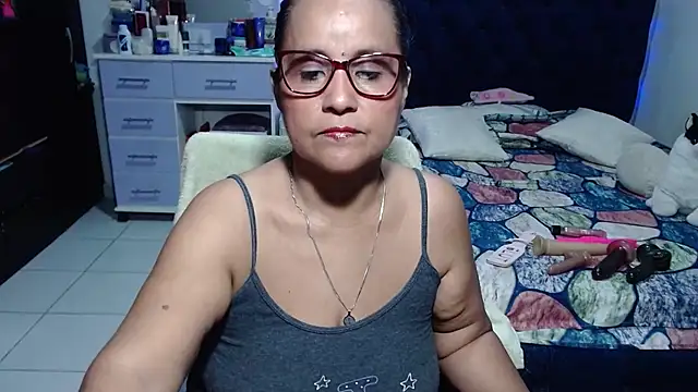 pervert mommy  online show from August 7, 2026, 9:48 am