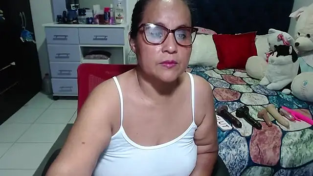 pervert mommy  online show from October 22, 2025, 12:15 pm