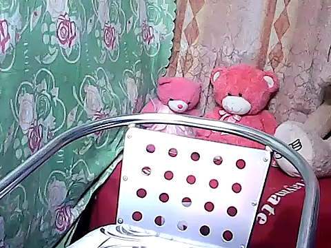 Snapshot of hotwetgran chatting on July 13, 2026, 11:42 am hotwetgran online show from July 13, 2026, 11:42 am
