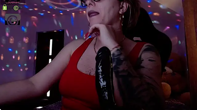 SonyaDevon online show from February 11, 2025, 10:58 am