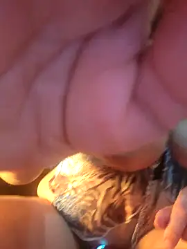 Snapshot of LAURAFOCOSA chatting on March 6, 2026, 11:00 pm LAURAFOCOSA online show from March 6, 2026, 11:00 pm