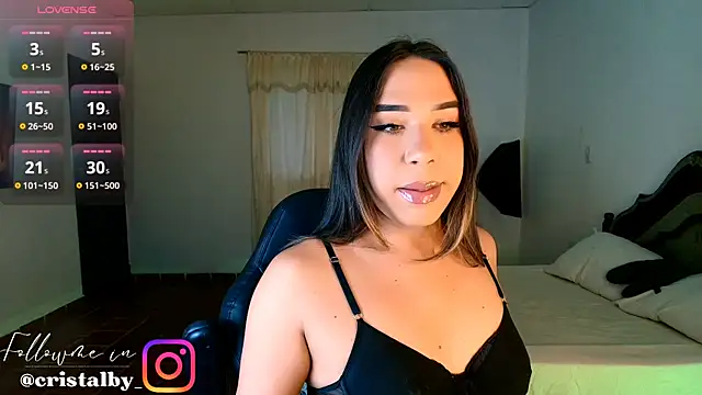 Snapshot of cristal_0381 chatting on November 9, 2025, 9:41 pm cristal 0381 online show from November 9, 2025, 9:41 pm