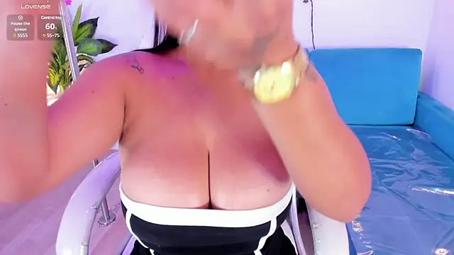 Snapshot of Pamela_roberts chatting on February 25, 2025, 11:54 am Pamela roberts online show from February 25, 2025, 11:54 am