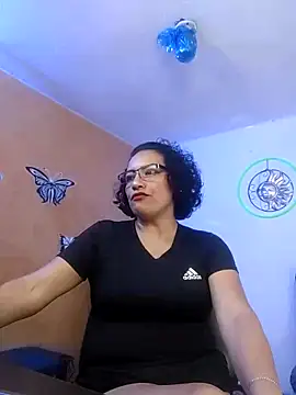 Snapshot of scarlet_wet chatting on March 13, 2025, 1:54 am scarlet wet online show from March 13, 2025, 1:54 am