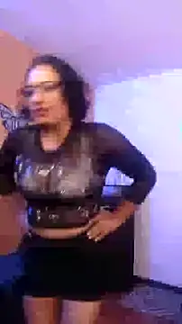 Snapshot of scarlet_wet chatting on March 23, 2025, 1:42 am scarlet wet online show from March 23, 2025, 1:42 am