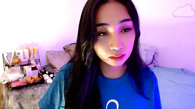 SweetLilly 18 online show from November 2, 2025, 2:16 am