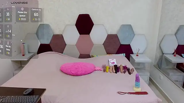 angel blue online show from October 25, 2025, 3:23 pm