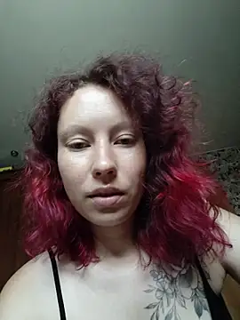 Snapshot of Frost_foxy chatting on July 23, 2026, 4:21 am Frost foxy online show from July 23, 2026, 4:21 am