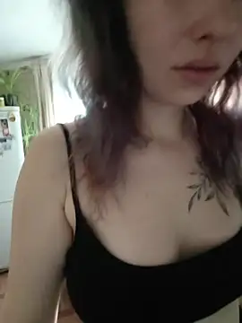 Frost foxy online show from May 20, 2026, 3:58 am