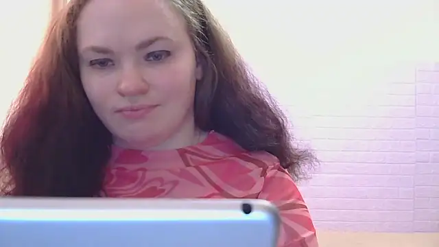 AliceForLoveOh online show from May 18, 2026, 4:40 am