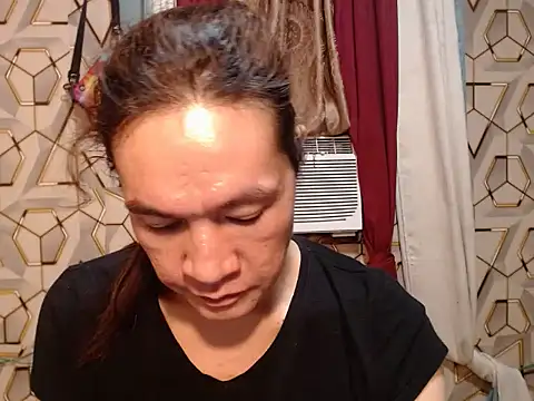 Snapshot of tshugecumxxx chatting on September 12, 2025, 3:39 am tshugecumxxx online show from September 12, 2025, 3:39 am