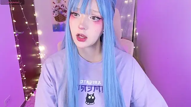 KuroChan420 online show from December 19, 2025, 12:36 am