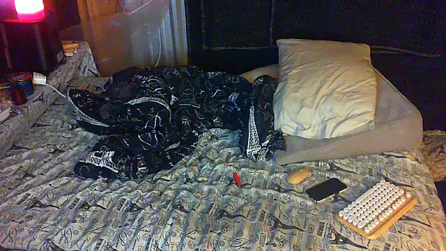 Snapshot of Sitonmyface2020@xh chatting on October 7, 2025, 8:37 am Sitonmyface2020xh online show from October 7, 2025, 8:37 am