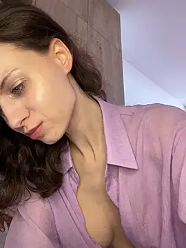 MissAnuta online show from March 13, 2026, 11:26 am