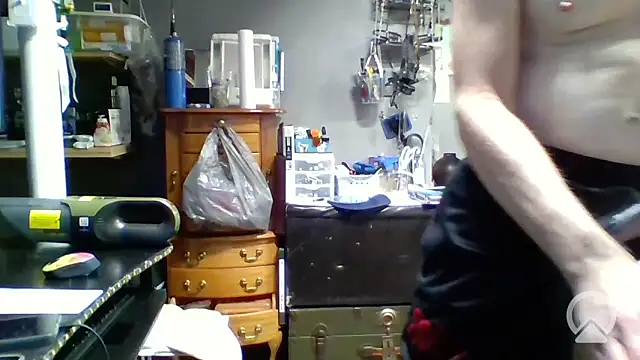Snapshot of jjdirty6996 chatting on January 15, 2026, 3:04 pm jjdirty6996 online show from January 15, 2026, 3:04 pm