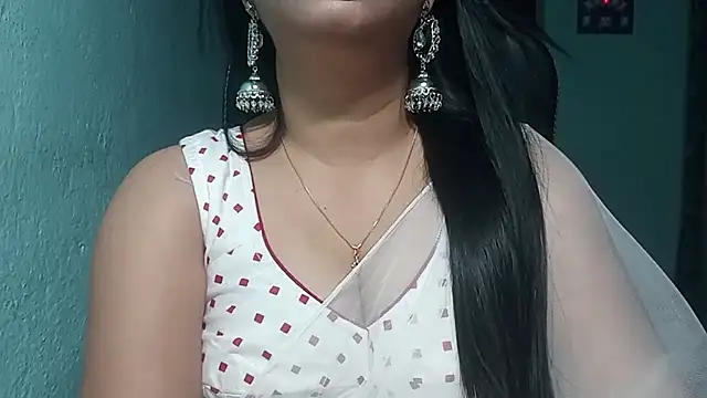 Snapshot of YourModhu chatting on November 11, 2025, 5:52 pm YourModhu online show from November 11, 2025, 5:52 pm