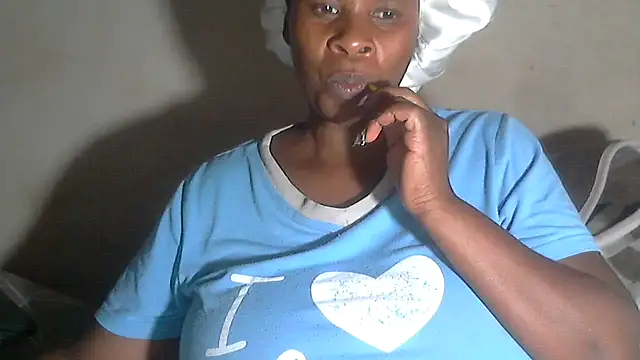 Choco-Coco10 online show from March 17, 2026, 10:13 pm