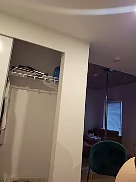 NikiFm online show from October 18, 2025, 4:31 pm