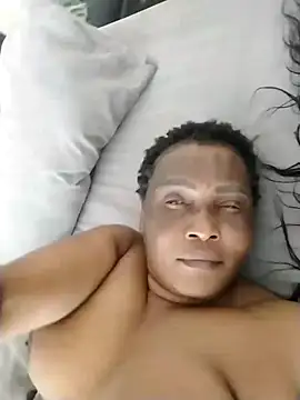 Snapshot of BigButtGodess chatting on February 15, 2026, 9:52 am BigButtGodess online show from February 15, 2026, 9:52 am