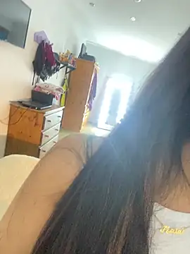 DulceAngelica online show from May 4, 2026, 2:15 am