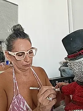 Snapshot of Lossexycacha chatting on July 29, 2026, 7:24 pm Lossexycacha online show from July 29, 2026, 7:24 pm
