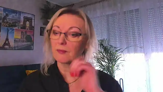 vanessa chat online show from March 9, 2026, 2:20 pm