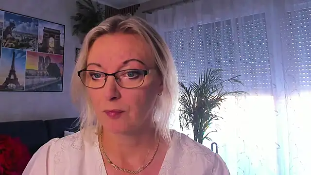 Snapshot of vanessa_chat chatting on June 22, 2026, 1:30 pm vanessa chat online show from June 22, 2026, 1:30 pm
