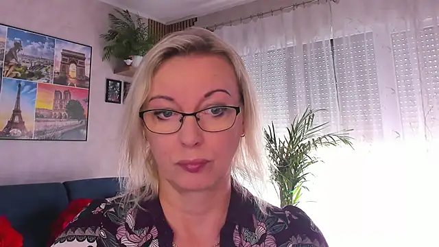 Snapshot of vanessa_chat chatting on July 6, 2026, 1:18 pm vanessa chat online show from July 6, 2026, 1:18 pm