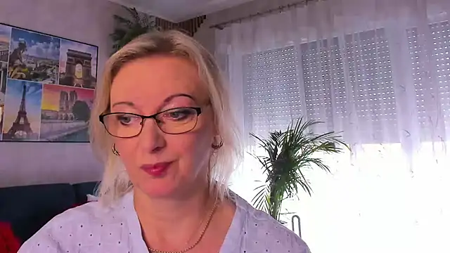 Snapshot of vanessa_chat chatting on June 1, 2026, 1:33 pm vanessa chat online show from June 1, 2026, 1:33 pm