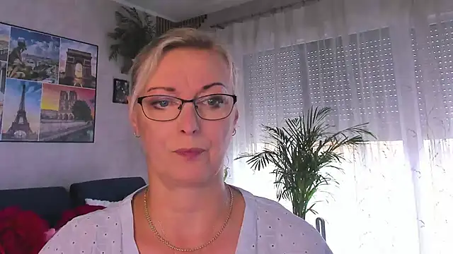 Snapshot of vanessa_chat chatting on July 1, 2026, 1:22 pm vanessa chat online show from July 1, 2026, 1:22 pm