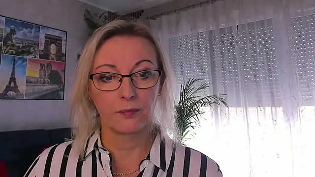 Snapshot of vanessa_chat chatting on July 23, 2026, 1:19 pm vanessa chat online show from July 23, 2026, 1:19 pm