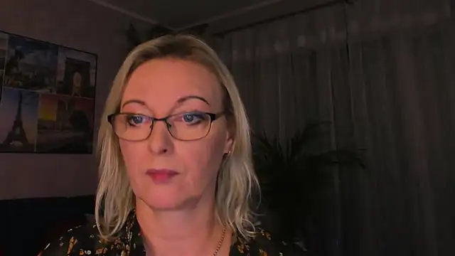 Snapshot of vanessa_chat chatting on July 28, 2026, 7:39 pm vanessa chat online show from July 28, 2026, 7:39 pm