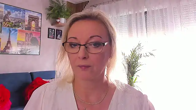 Snapshot of vanessa_chat chatting on July 5, 2026, 1:18 pm vanessa chat online show from July 5, 2026, 1:18 pm