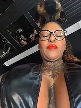 Snapshot of DarkDea chatting on March 12, 2026, 11:03 am DarkDea online show from March 12, 2026, 11:03 am