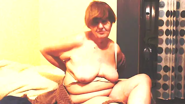 MioritaHard online show from October 31, 2025, 11:00 pm