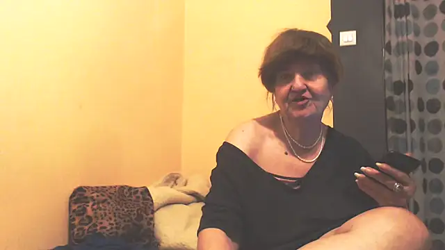 MioritaHard online show from April 14, 2026, 8:36 pm