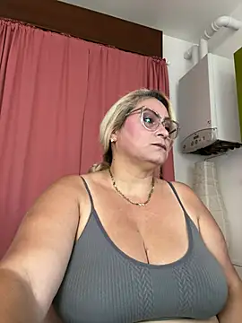 x elena x online show from July 10, 2026, 9:42 am