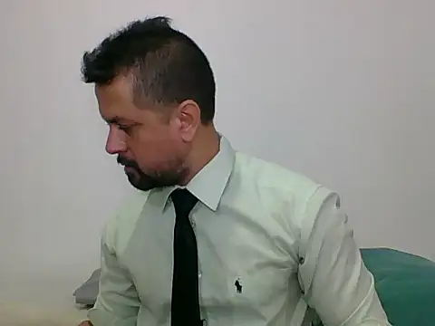 Snapshot of TRIISTAN_KING10 chatting on March 17, 2026, 3:26 pm TRIISTAN KING10 online show from March 17, 2026, 3:26 pm