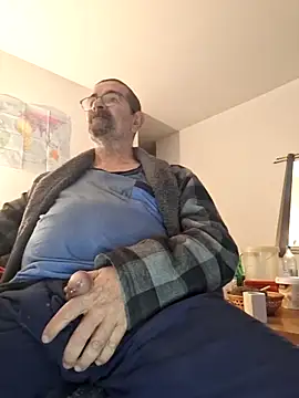 Snapshot of silvio-aus-luzern-CH chatting on February 13, 2025, 6:41 am silvio-aus-luzern-CH online show from February 13, 2025, 6:41 am