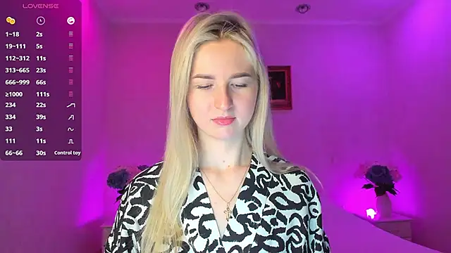 AnnaCarrera online show from January 22, 2025, 9:10 pm