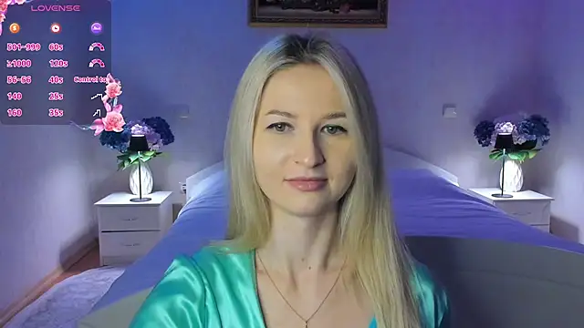 AnnaCarrera online show from February 22, 2026, 10:11 pm