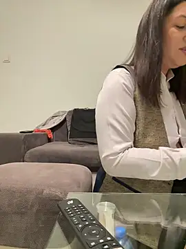 AlexandraGiogio online show from April 19, 2026, 2:34 am