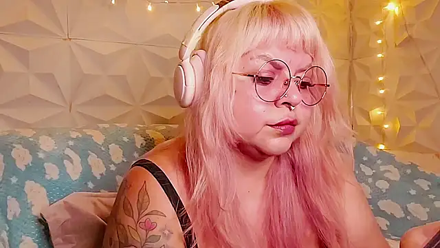 Satyn doll online show from June 12, 2026, 11:24 pm
