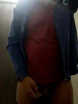 Snapshot of indianguy21 chatting on December 11, 2024, 6:20 pm indianguy21 online show from December 11, 2024, 6:20 pm