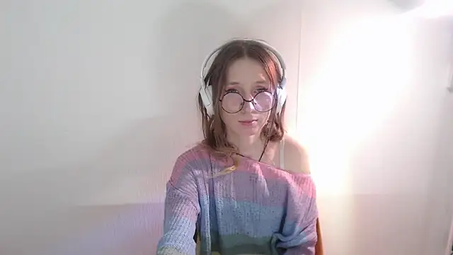 Snapshot of _Hanna_Moon_ chatting on May 22, 2026, 8:34 am Hanna Moon online show from May 22, 2026, 8:34 am