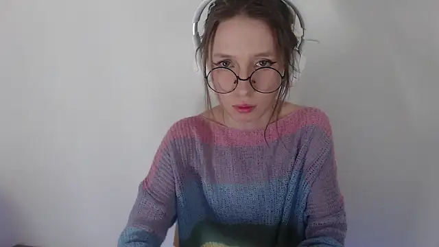 Snapshot of _Hanna_Moon_ chatting on April 23, 2026, 5:47 pm Hanna Moon online show from April 23, 2026, 5:47 pm