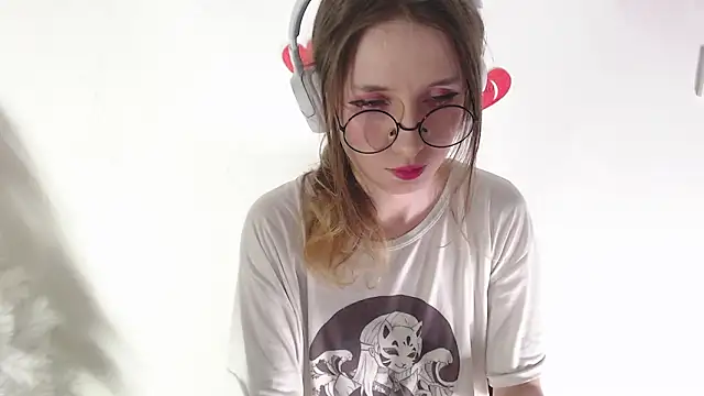 Snapshot of _Hanna_Moon_ chatting on March 5, 2026, 10:01 am Hanna Moon online show from March 5, 2026, 10:01 am